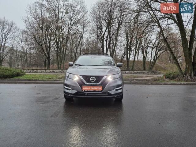 Серый Ниссан Rogue Sport, объемом двигателя 2 л и пробегом 70 тыс. км за 18200 $, фото 2 на Automoto.ua