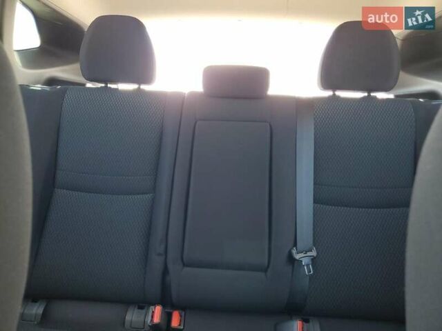 Серый Ниссан Rogue Sport, объемом двигателя 2 л и пробегом 41 тыс. км за 3000 $, фото 9 на Automoto.ua