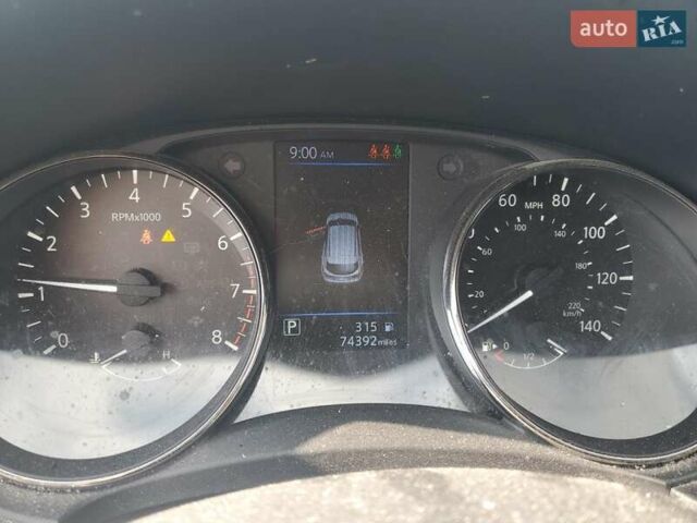 Серый Ниссан Rogue Sport, объемом двигателя 2 л и пробегом 119 тыс. км за 11950 $, фото 10 на Automoto.ua
