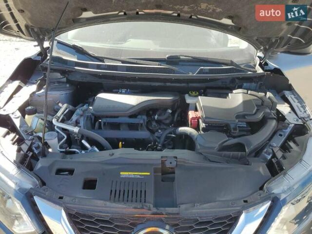 Серый Ниссан Rogue Sport, объемом двигателя 2 л и пробегом 41 тыс. км за 3000 $, фото 11 на Automoto.ua