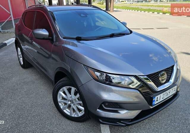 Серый Ниссан Rogue Sport, объемом двигателя 2 л и пробегом 99 тыс. км за 15999 $, фото 16 на Automoto.ua