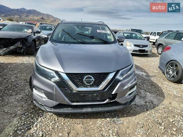 Серый Ниссан Rogue Sport, объемом двигателя 2 л и пробегом 64 тыс. км за 3000 $, фото 4 на Automoto.ua