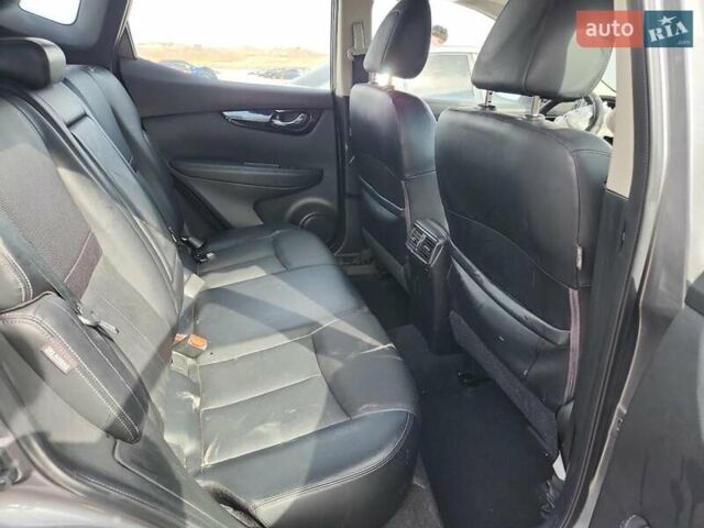 Серый Ниссан Rogue Sport, объемом двигателя 2 л и пробегом 64 тыс. км за 3000 $, фото 9 на Automoto.ua