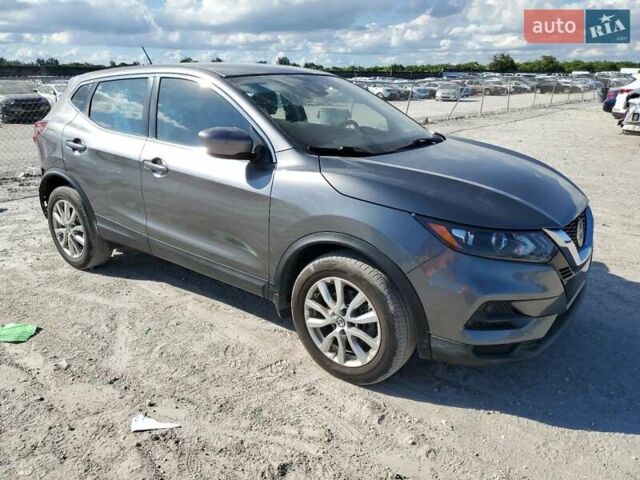 Серый Ниссан Rogue Sport, объемом двигателя 2 л и пробегом 41 тыс. км за 3000 $, фото 3 на Automoto.ua