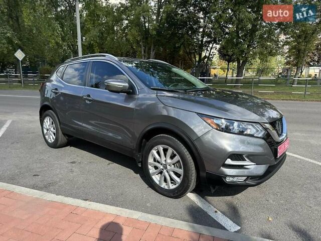 Серый Ниссан Rogue Sport, объемом двигателя 0 л и пробегом 15 тыс. км за 17500 $, фото 6 на Automoto.ua