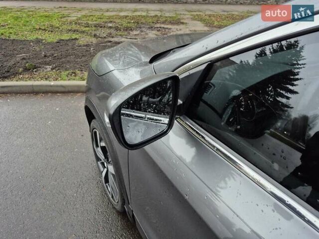 Серый Ниссан Rogue Sport, объемом двигателя 2 л и пробегом 70 тыс. км за 18200 $, фото 10 на Automoto.ua