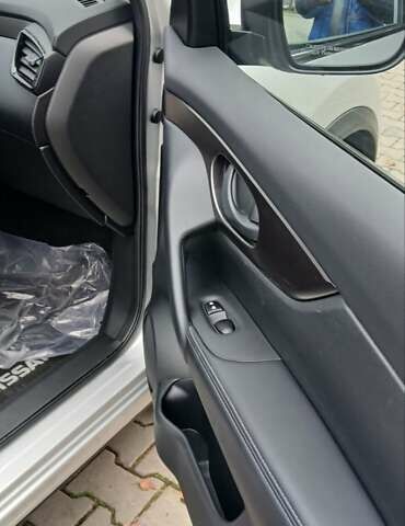 Серый Ниссан Rogue Sport, объемом двигателя 2 л и пробегом 35 тыс. км за 15950 $, фото 6 на Automoto.ua