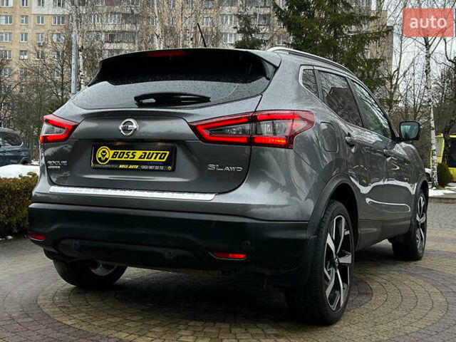Серый Ниссан Rogue Sport, объемом двигателя 2 л и пробегом 73 тыс. км за 19750 $, фото 6 на Automoto.ua