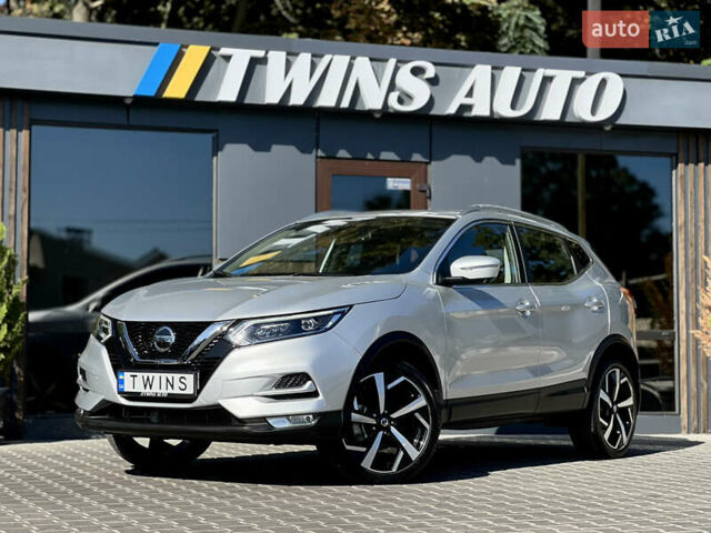 Серый Ниссан Rogue Sport, объемом двигателя 2 л и пробегом 37 тыс. км за 20900 $, фото 12 на Automoto.ua