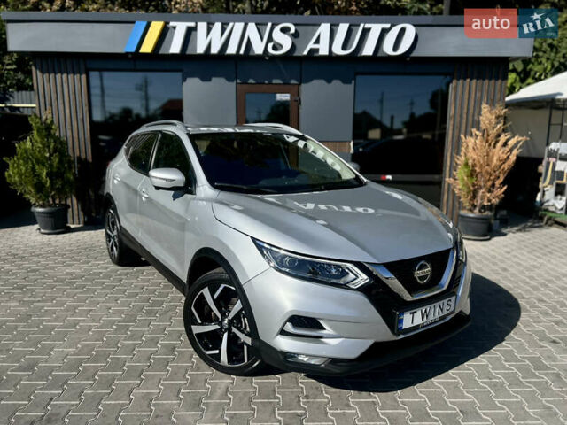 Серый Ниссан Rogue Sport, объемом двигателя 2 л и пробегом 37 тыс. км за 20900 $, фото 14 на Automoto.ua