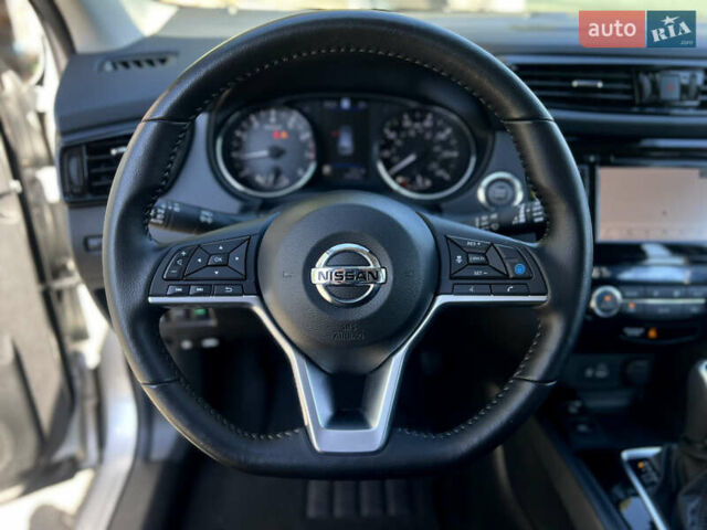 Серый Ниссан Rogue Sport, объемом двигателя 2 л и пробегом 37 тыс. км за 20900 $, фото 29 на Automoto.ua