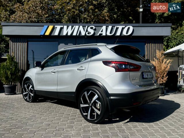 Серый Ниссан Rogue Sport, объемом двигателя 2 л и пробегом 37 тыс. км за 20900 $, фото 22 на Automoto.ua