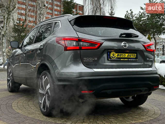 Серый Ниссан Rogue Sport, объемом двигателя 2 л и пробегом 73 тыс. км за 19750 $, фото 4 на Automoto.ua