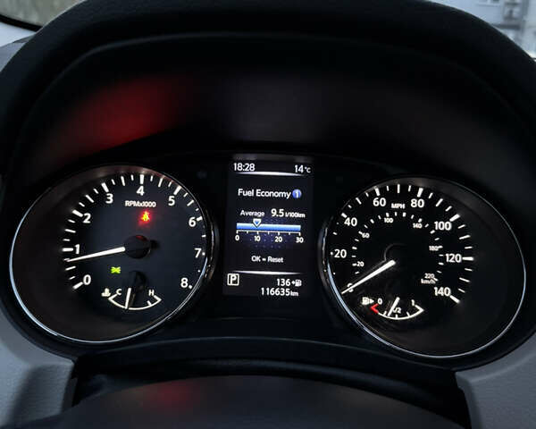 Синий Ниссан Rogue Sport, объемом двигателя 2 л и пробегом 116 тыс. км за 15900 $, фото 8 на Automoto.ua