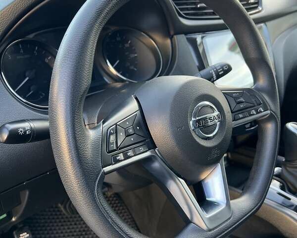Синий Ниссан Rogue Sport, объемом двигателя 2 л и пробегом 86 тыс. км за 16500 $, фото 32 на Automoto.ua