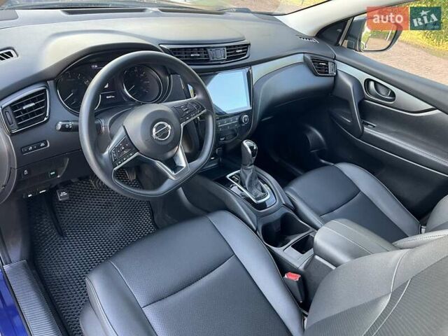 Синий Ниссан Rogue Sport, объемом двигателя 2 л и пробегом 86 тыс. км за 16500 $, фото 31 на Automoto.ua