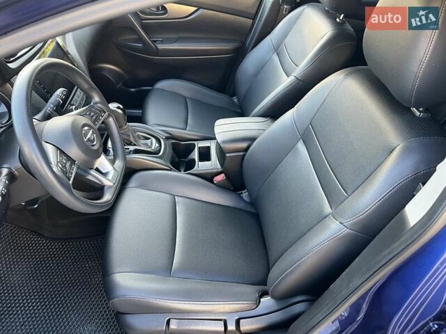 Синий Ниссан Rogue Sport, объемом двигателя 2 л и пробегом 86 тыс. км за 16500 $, фото 33 на Automoto.ua