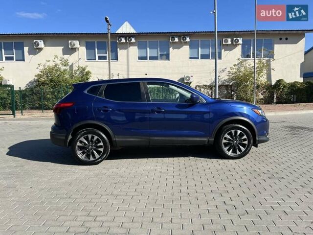 Синий Ниссан Rogue Sport, объемом двигателя 2 л и пробегом 86 тыс. км за 16500 $, фото 61 на Automoto.ua