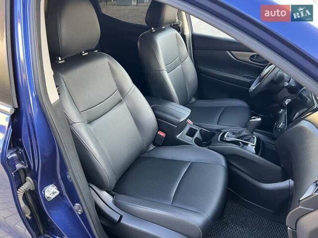Синий Ниссан Rogue Sport, объемом двигателя 2 л и пробегом 86 тыс. км за 16500 $, фото 67 на Automoto.ua