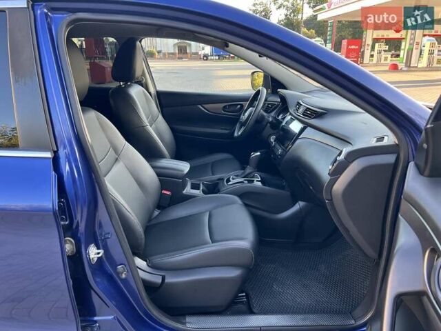 Синий Ниссан Rogue Sport, объемом двигателя 2 л и пробегом 86 тыс. км за 16500 $, фото 68 на Automoto.ua
