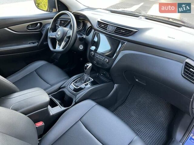 Синий Ниссан Rogue Sport, объемом двигателя 2 л и пробегом 86 тыс. км за 16500 $, фото 69 на Automoto.ua