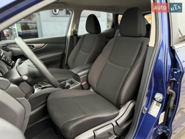 Синий Ниссан Rogue Sport, объемом двигателя 2 л и пробегом 72 тыс. км за 15288 $, фото 14 на Automoto.ua