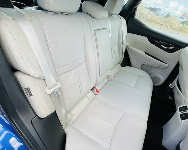 Синий Ниссан Rogue Sport, объемом двигателя 2 л и пробегом 162 тыс. км за 14950 $, фото 18 на Automoto.ua