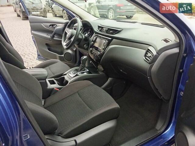 Синий Ниссан Rogue Sport, объемом двигателя 2 л и пробегом 119 тыс. км за 14150 $, фото 19 на Automoto.ua