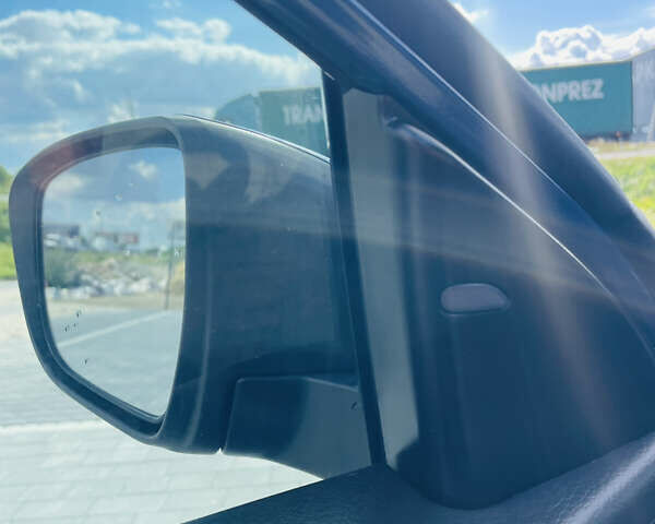 Синий Ниссан Rogue Sport, объемом двигателя 2 л и пробегом 162 тыс. км за 14950 $, фото 11 на Automoto.ua