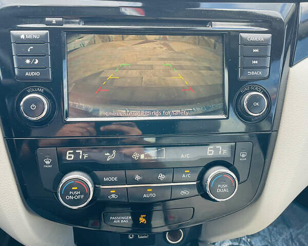 Синий Ниссан Rogue Sport, объемом двигателя 2 л и пробегом 162 тыс. км за 14950 $, фото 22 на Automoto.ua