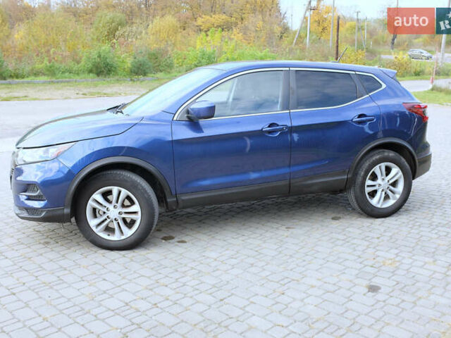 Синий Ниссан Rogue Sport, объемом двигателя 2 л и пробегом 160 тыс. км за 15000 $, фото 4 на Automoto.ua