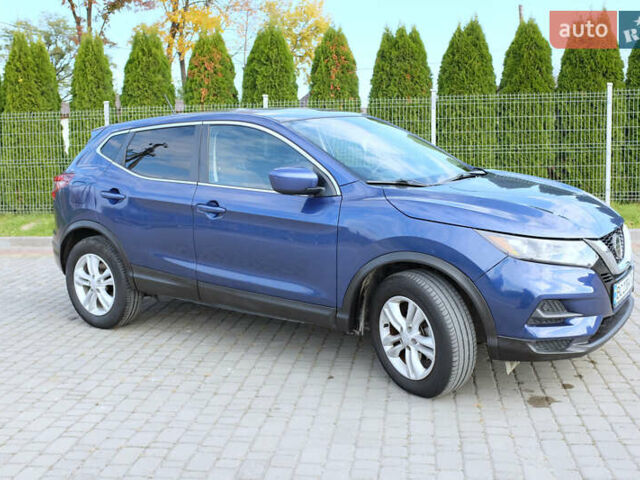 Синий Ниссан Rogue Sport, объемом двигателя 2 л и пробегом 160 тыс. км за 15000 $, фото 12 на Automoto.ua