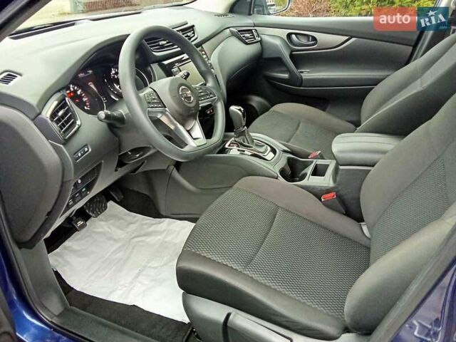 Синий Ниссан Rogue Sport, объемом двигателя 2 л и пробегом 119 тыс. км за 14150 $, фото 12 на Automoto.ua