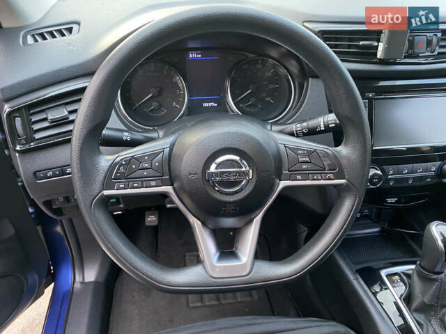 Синий Ниссан Rogue Sport, объемом двигателя 2 л и пробегом 135 тыс. км за 14999 $, фото 32 на Automoto.ua