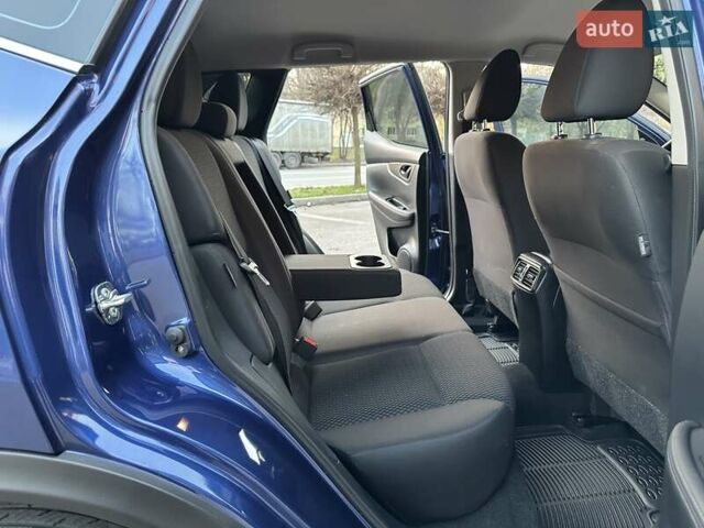 Синий Ниссан Rogue Sport, объемом двигателя 2 л и пробегом 20 тыс. км за 16999 $, фото 27 на Automoto.ua