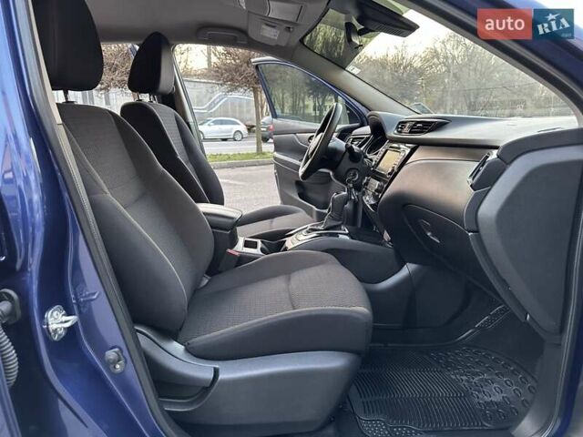 Синий Ниссан Rogue Sport, объемом двигателя 2 л и пробегом 20 тыс. км за 16999 $, фото 29 на Automoto.ua