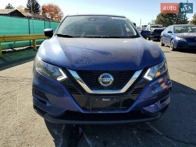 Синий Ниссан Rogue Sport, объемом двигателя 2 л и пробегом 88 тыс. км за 3000 $, фото 4 на Automoto.ua