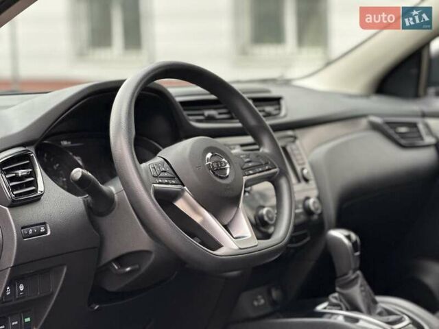 Синий Ниссан Rogue Sport, объемом двигателя 2 л и пробегом 121 тыс. км за 14999 $, фото 22 на Automoto.ua