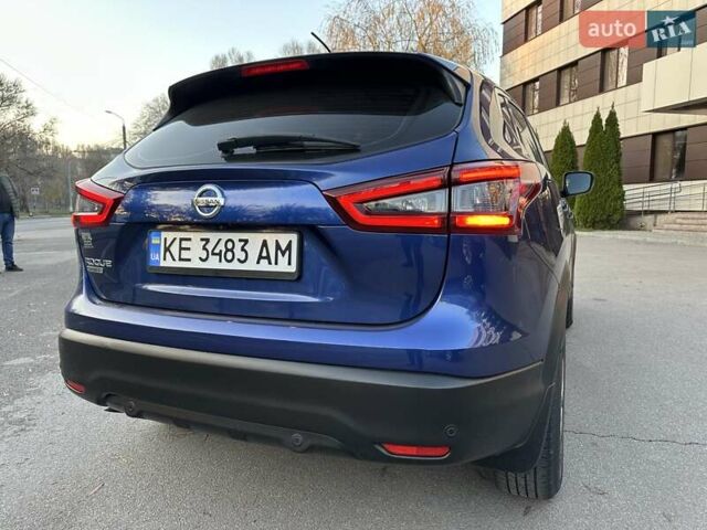 Синий Ниссан Rogue Sport, объемом двигателя 2 л и пробегом 20 тыс. км за 16999 $, фото 10 на Automoto.ua