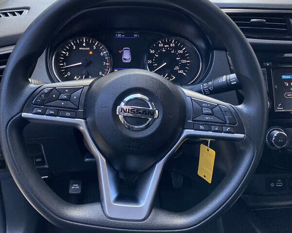 Синий Ниссан Rogue Sport, объемом двигателя 2 л и пробегом 14 тыс. км за 17100 $, фото 10 на Automoto.ua