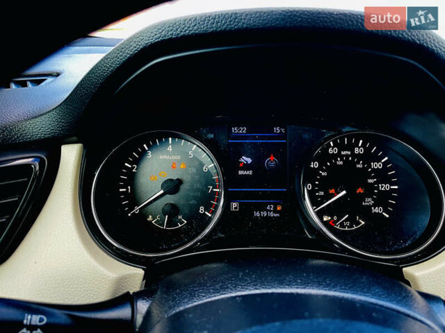 Синий Ниссан Rogue Sport, объемом двигателя 2 л и пробегом 161 тыс. км за 15500 $, фото 22 на Automoto.ua