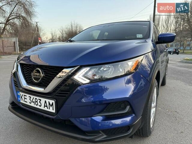 Синий Ниссан Rogue Sport, объемом двигателя 2 л и пробегом 20 тыс. км за 16999 $, фото 7 на Automoto.ua