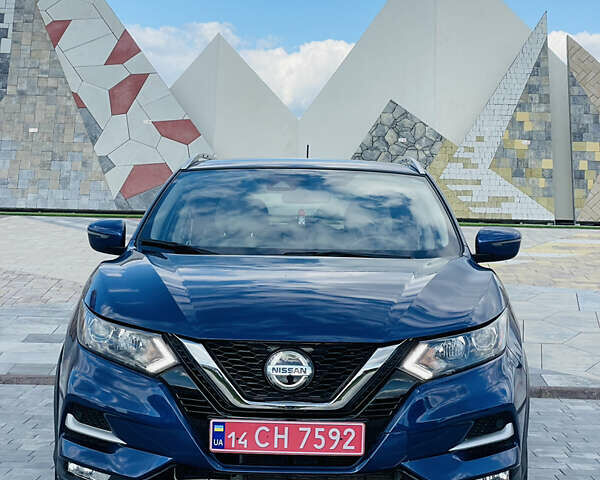 Синий Ниссан Rogue Sport, объемом двигателя 2 л и пробегом 161 тыс. км за 15500 $, фото 2 на Automoto.ua