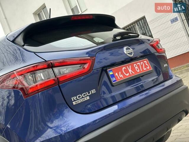Синий Ниссан Rogue Sport, объемом двигателя 2 л и пробегом 121 тыс. км за 14999 $, фото 18 на Automoto.ua