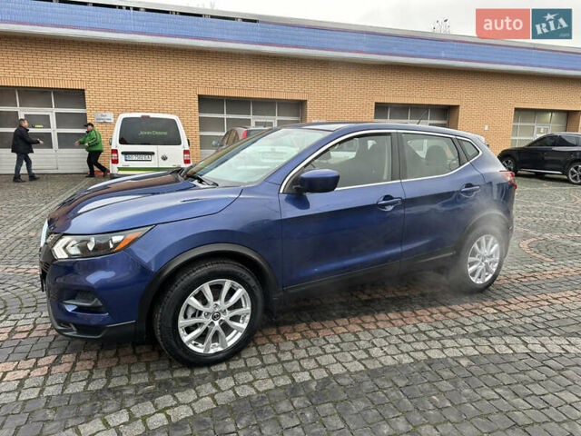 Синій Ніссан Rogue Sport, об'ємом двигуна 2 л та пробігом 50 тис. км за 14500 $, фото 5 на Automoto.ua