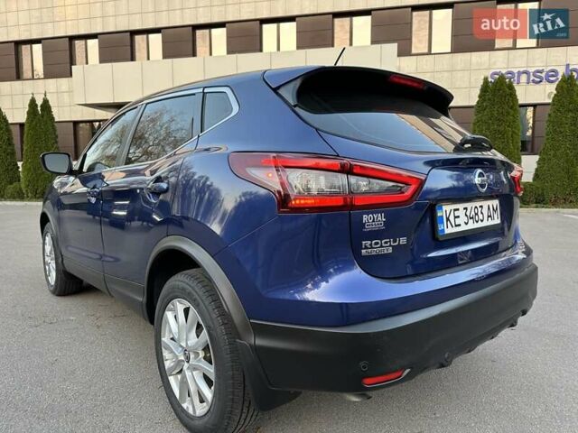 Синий Ниссан Rogue Sport, объемом двигателя 2 л и пробегом 20 тыс. км за 16999 $, фото 8 на Automoto.ua