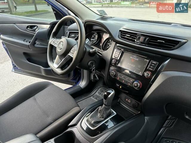 Синий Ниссан Rogue Sport, объемом двигателя 2 л и пробегом 20 тыс. км за 16999 $, фото 31 на Automoto.ua