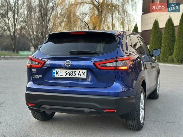 Синий Ниссан Rogue Sport, объемом двигателя 2 л и пробегом 20 тыс. км за 16999 $, фото 11 на Automoto.ua