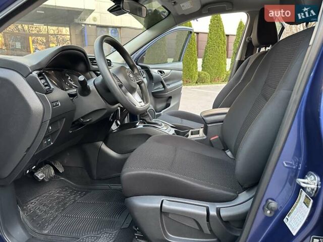 Синий Ниссан Rogue Sport, объемом двигателя 2 л и пробегом 20 тыс. км за 16999 $, фото 19 на Automoto.ua