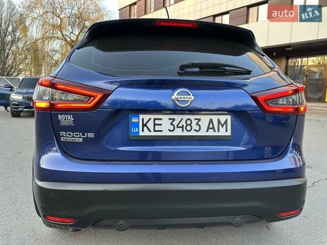 Синий Ниссан Rogue Sport, объемом двигателя 2 л и пробегом 20 тыс. км за 16999 $, фото 9 на Automoto.ua